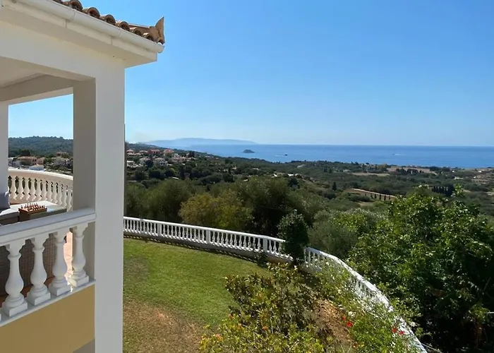 Villa Kourkoumelata *
